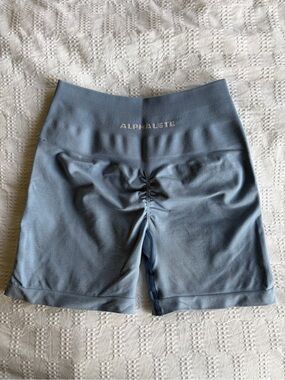 Alphalete Amplify 4.5 Shorts - Washed Denim